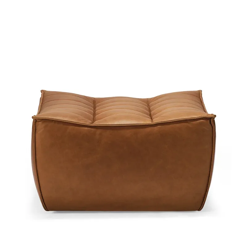 N701 Fußhocker 70x70 cm Anilinledertasche braun från Ethnicraft – produktbild