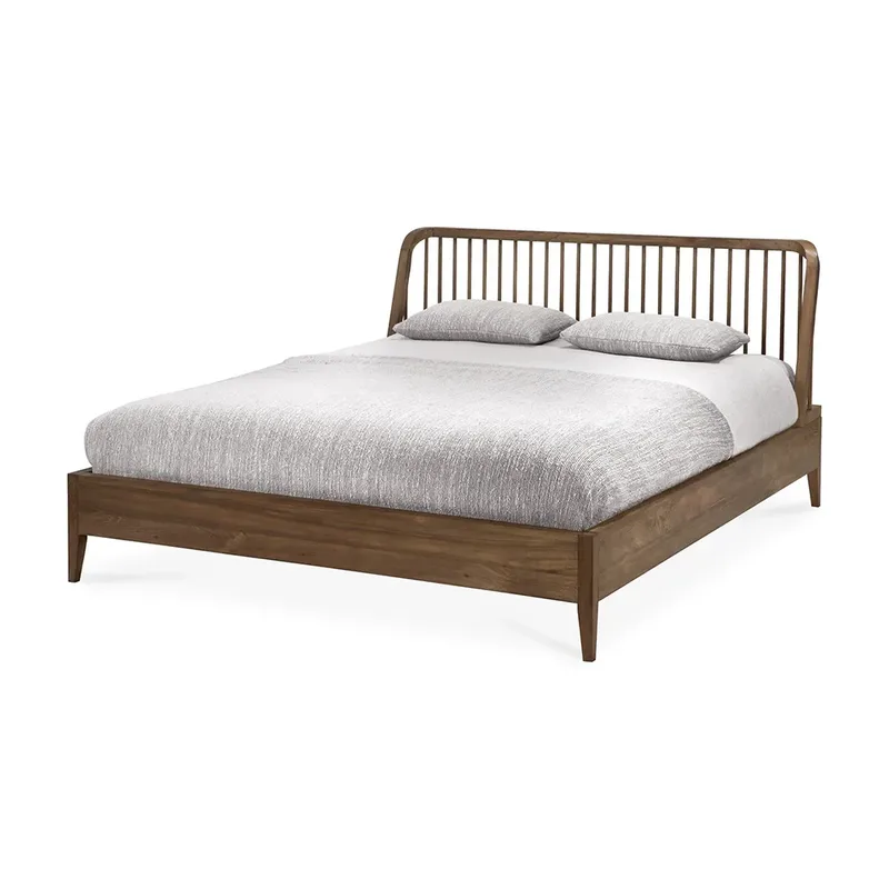 Spindelbettgestell 160x200 Teak von Ethnicraft – Produktfoto