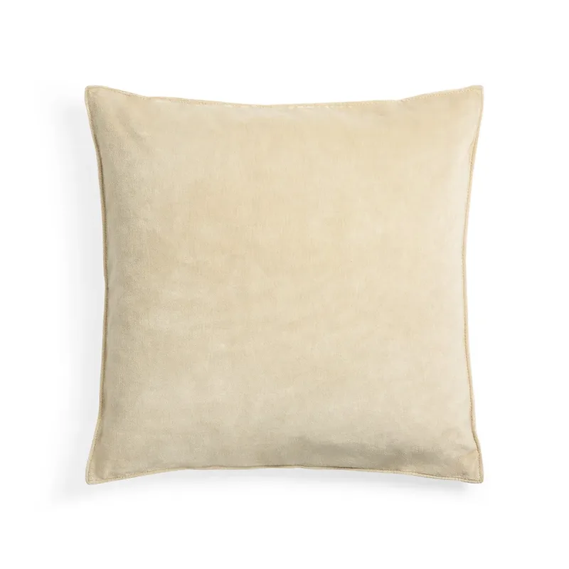Velvet Kissenbezug Sand 50x50 cm von Ethnicraft – Produktfoto