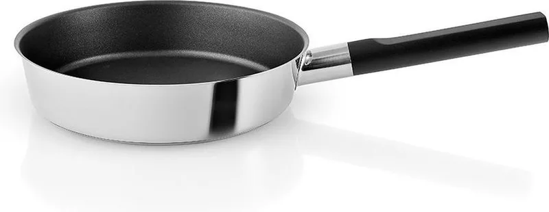 Nordic Kitchen Koekenpan - Ø 24 cm - Zwart - Eva Solo by Eva Solo in Zilver – product photo