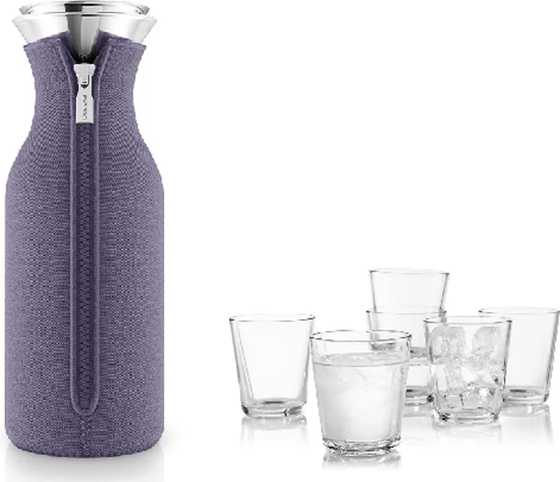 Set: Fridge karaf van Eva Solo met 6 glazen by Eva Solo in Violet blue – product photo