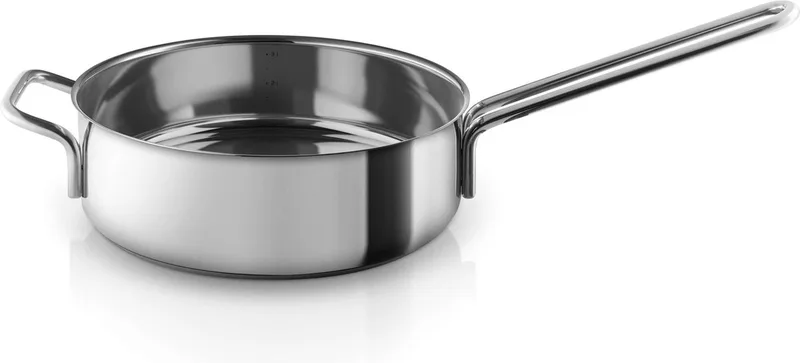 Steel Line Recycled Sauteerpan 24 cm - Roestvast Staal van Eva Trio in Grijs – productfoto