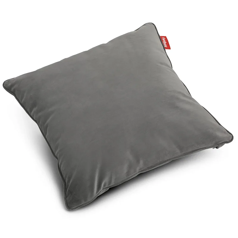 Kissen 50x50 cm velvet recycelt taupe von Fatboy – Produktfoto