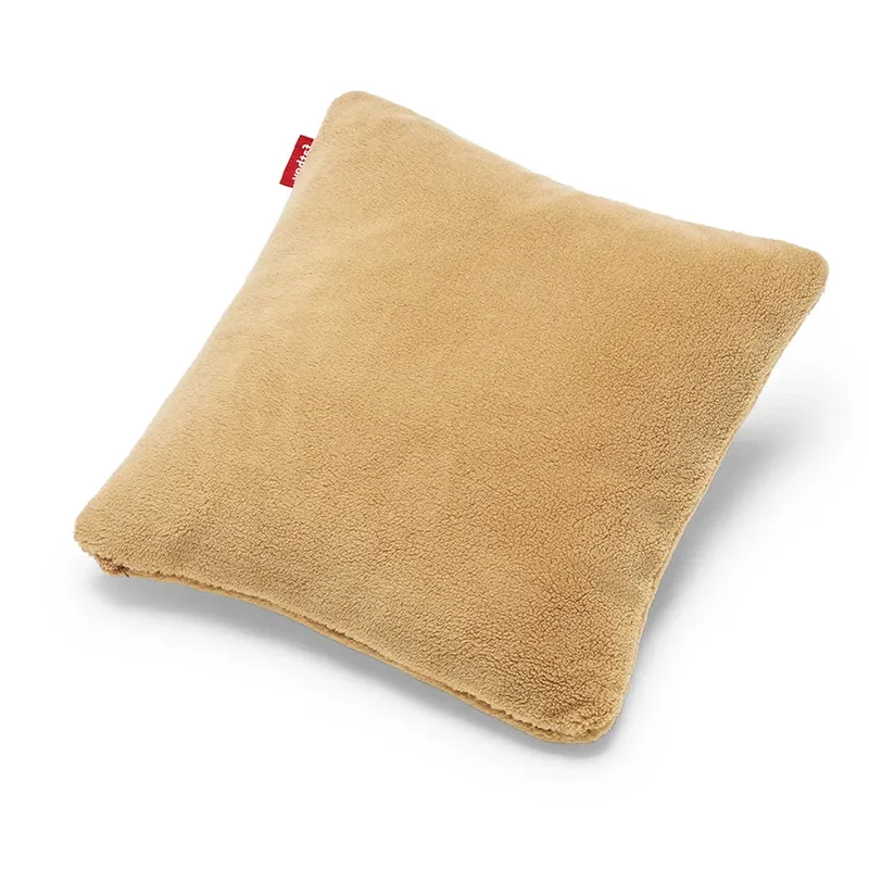 Square Kissen Teddy Latte von Fatboy – Produktfoto