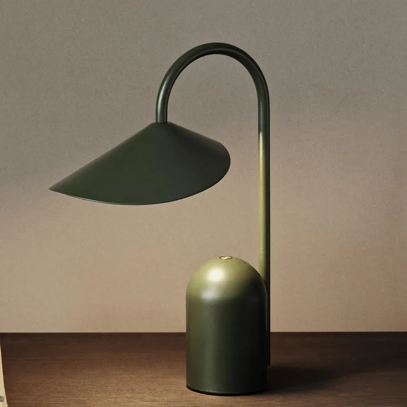 Arum Portable Taffellamp IP44 Grass Green de Ferm Living – photo du produit