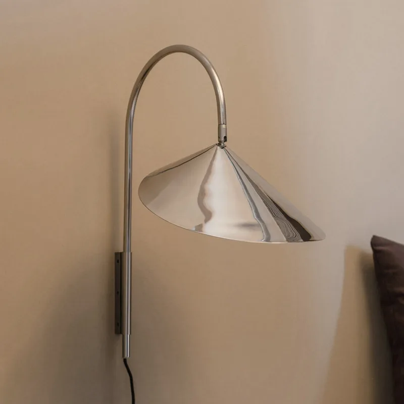 Arum wandlamp, roestvrij staal, metalen stekker, 47 cm de Ferm Living – photo du produit