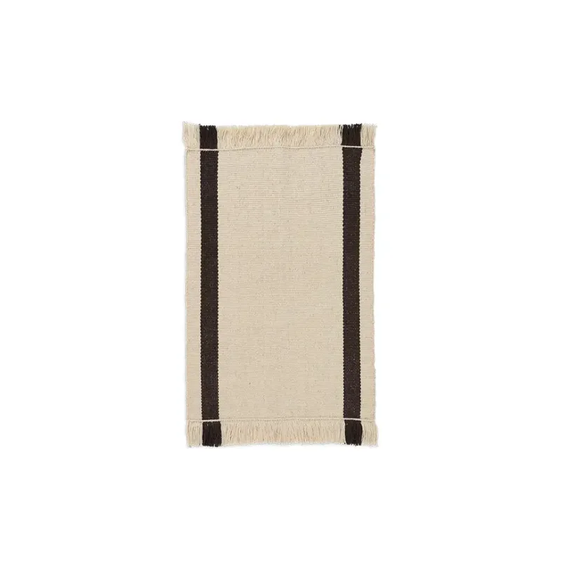 Calm Kelim Teppich 50x70 cm – Cremefarben/Kaffee von Ferm Living – Produktfoto