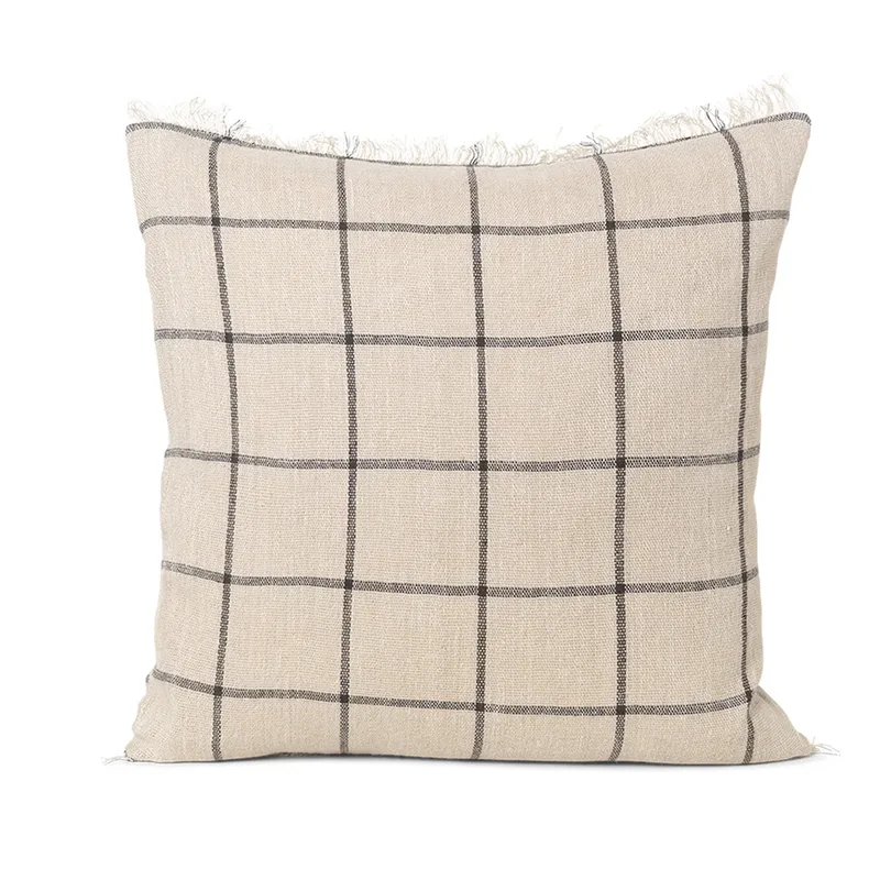 Calm Kissenbezug 50x50- Camel / Black von Ferm Living – Produktfoto