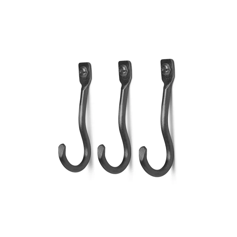 Curvature Haken 3er Pack Schwarz Messing fra Ferm Living – produktbillede