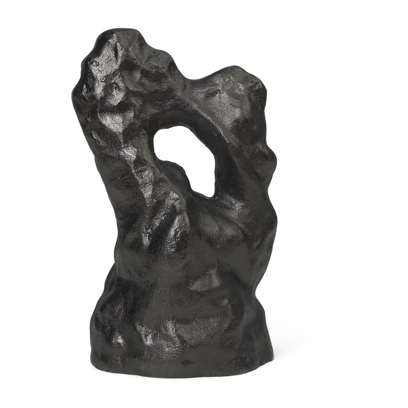 Grotto Skulptur Blackened Aluminium von Ferm Living – Produktfoto