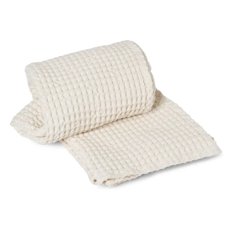 Handduk Ökologische Baumwolle off-white 70 x 140cm från Ferm Living – produktbild