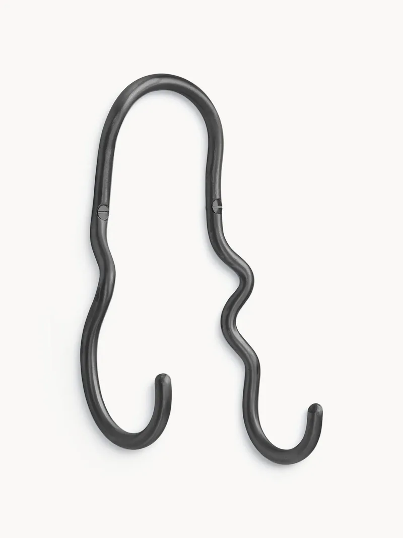 Handgemaakte messing wandhaak Curvature by Ferm Living – product photo