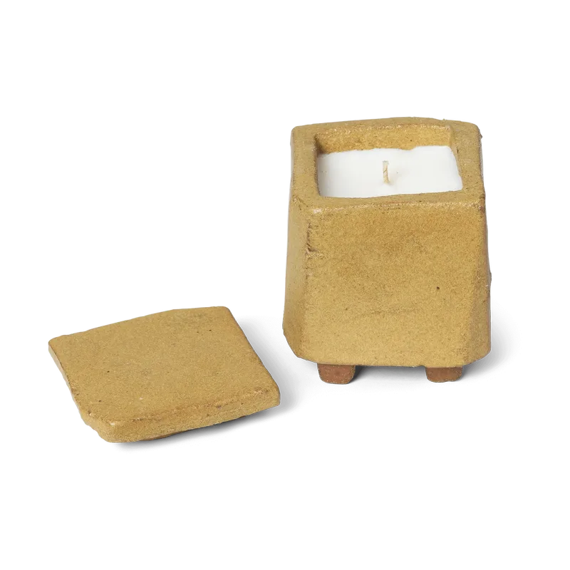 Kurinu Duftkerze 40 h Honey de Ferm Living – photo du produit