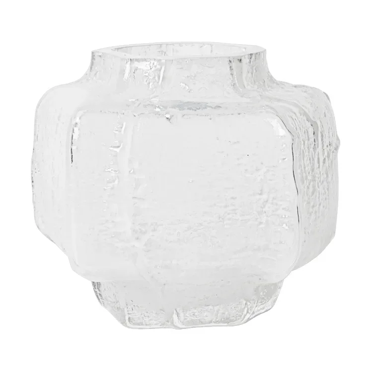 Mokuri Vase Weiß, 30 cm von Ferm Living – Produktfoto