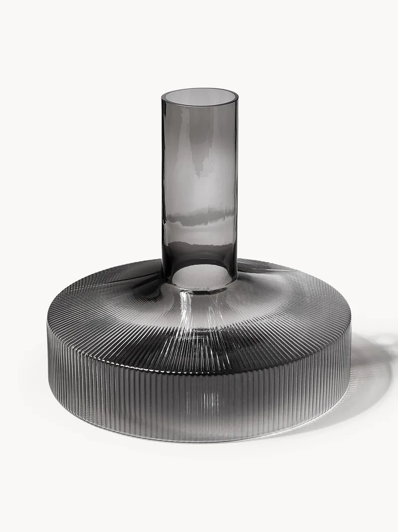 Mondgeblazen decanter Ripple met groefreliëf, 1.1 L fra Ferm Living – produktbillede