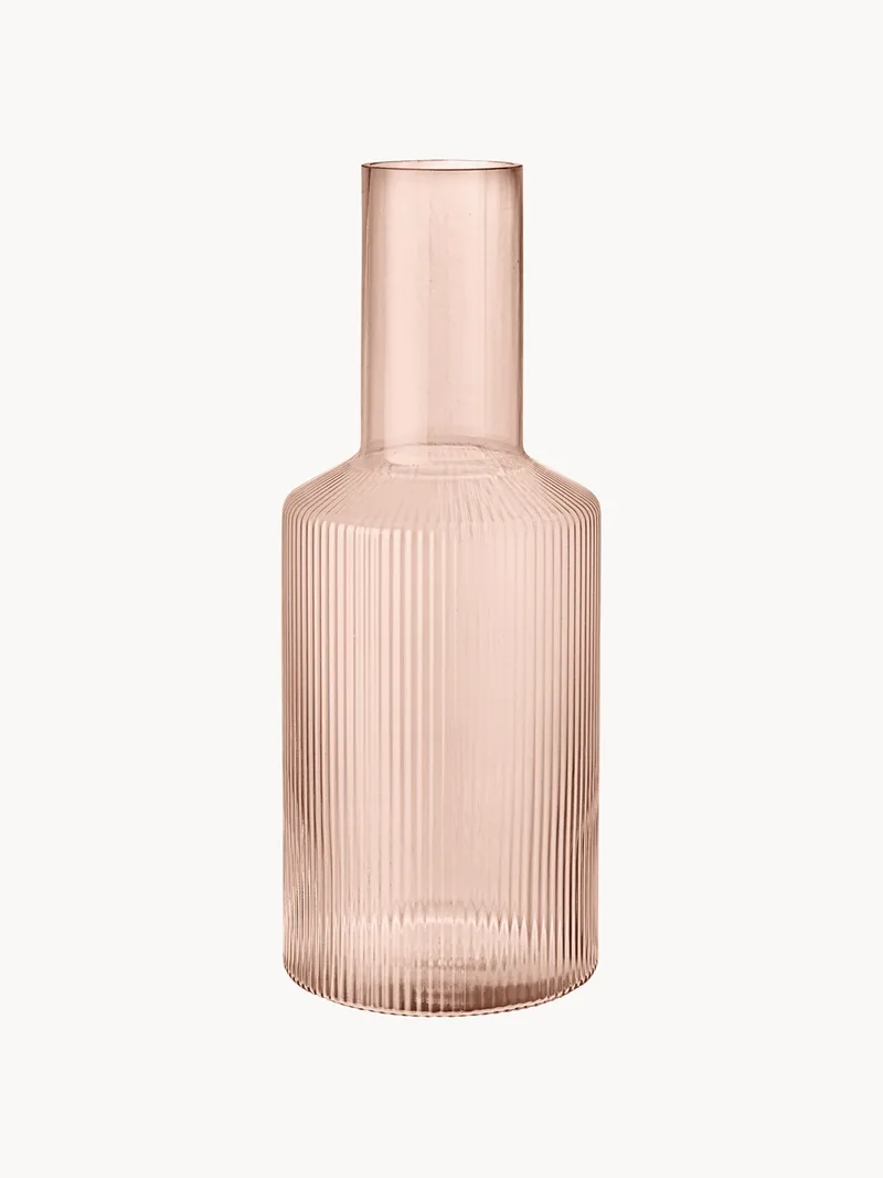 Mundgeblasene Karaffe Ripple mit Rillenrelief, 1 L von Ferm Living – Produktfoto