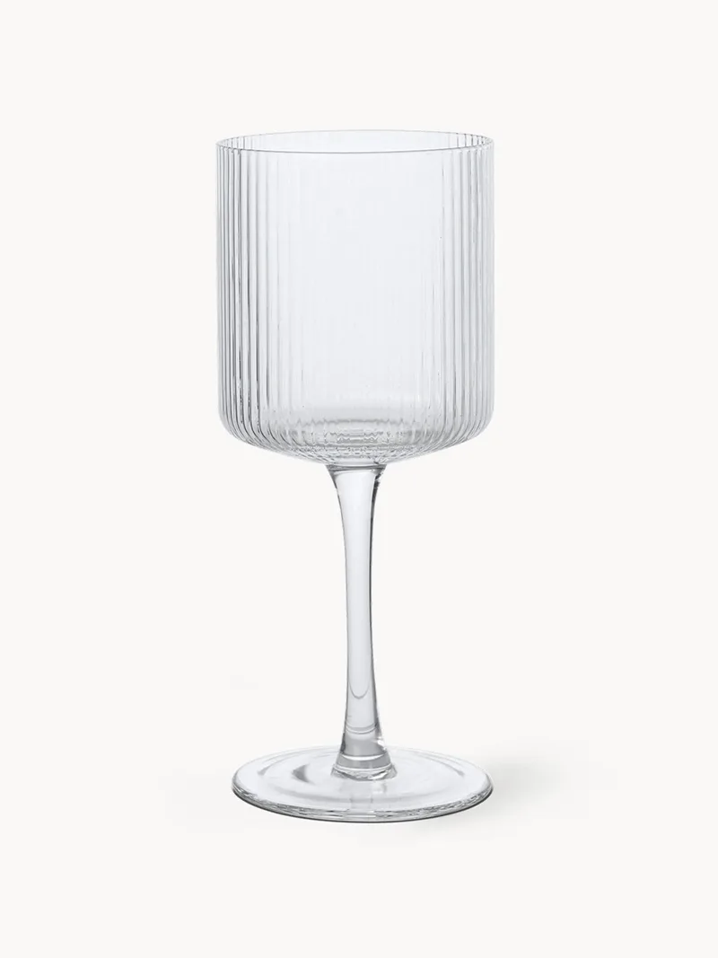 Mondgeblazen witte wijnglazen Ripple met reliëfpatroon, 2-delig by Ferm Living – product photo