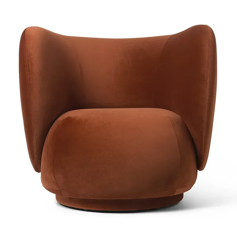 Rico Lounge sessel Rich Velvet - Rust von Ferm Living – Produktfoto