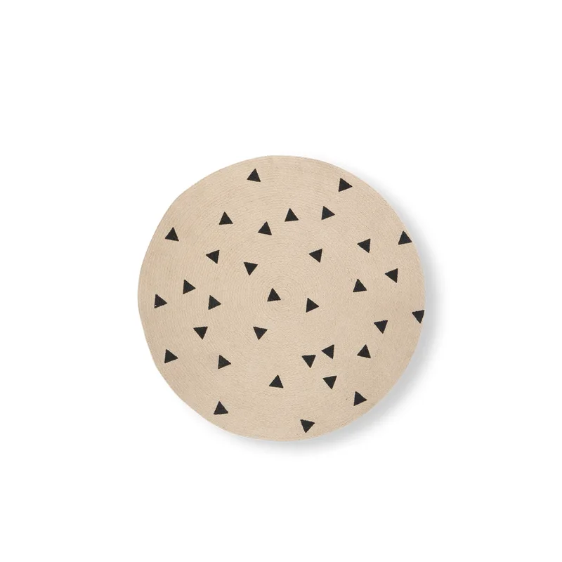 Runder Juteteppich mit Schwarzen Dreiecken Small von Ferm Living – Produktfoto