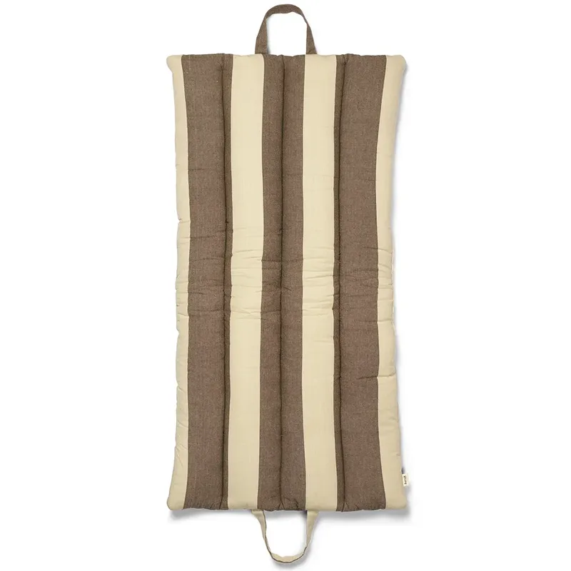 Strand Folding Mat von Ferm Living – Produktfoto
