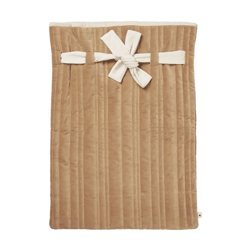 Vari quilted Sack 50x70 cm Velvet-tan van Ferm Living – productfoto