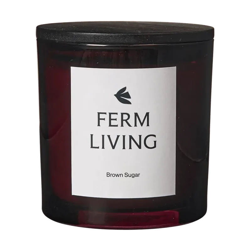 Vitto Duftkerze 45 h Dark Grape van Ferm Living – productfoto