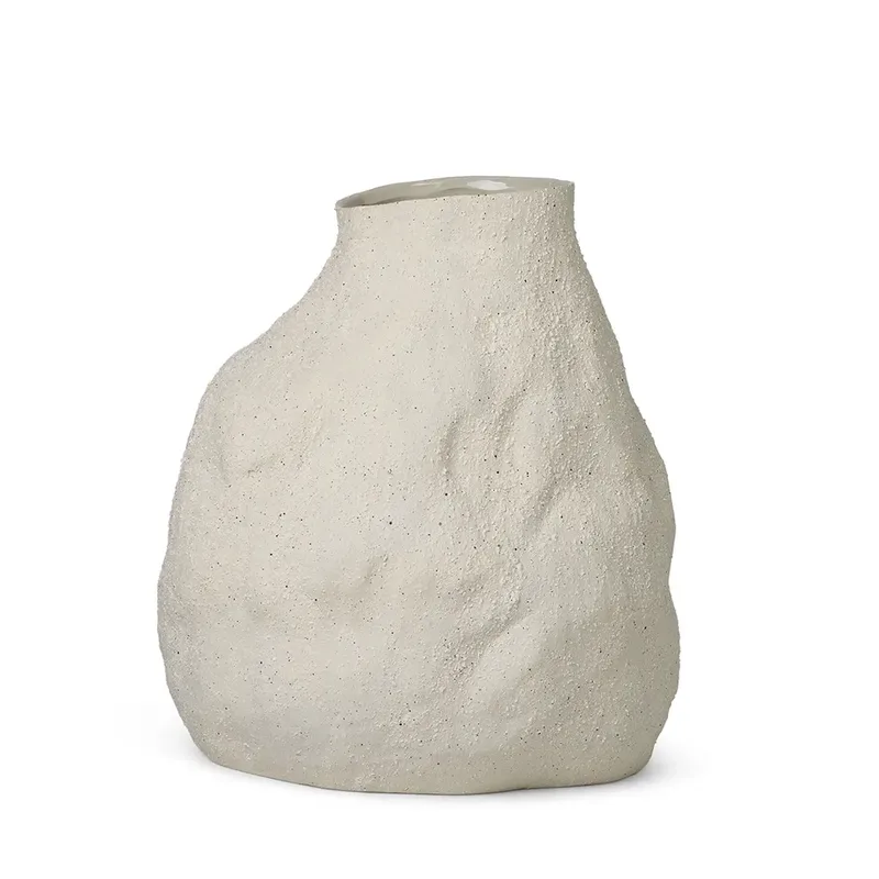 Vulca Vase - Large - Off-white Stone von Ferm Living – Produktfoto