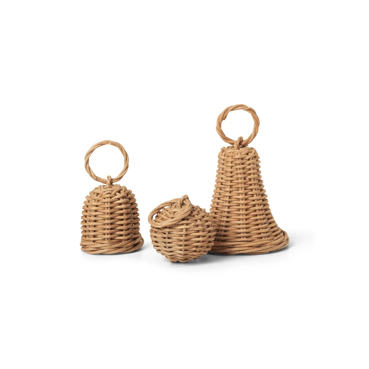 Weihnachtskugel Braided - Braun - Geflochtenes Rattan - Designer Trine Andersen från Ferm Living – produktbild