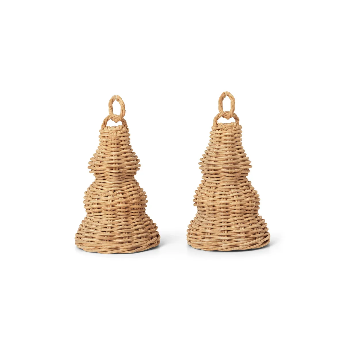 Weihnachtskugel Braided - Braun - Geflochtenes Rattan - Designer Trine Andersen von Ferm Living – Produktfoto