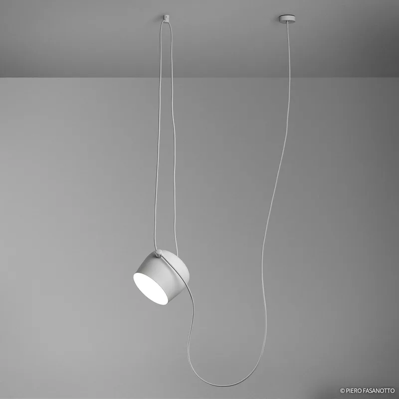 Aim LED hanglamp, wit - FLOS - Woonkamer - Designer - Metaal - 1 lamp von FLOS – Produktfoto
