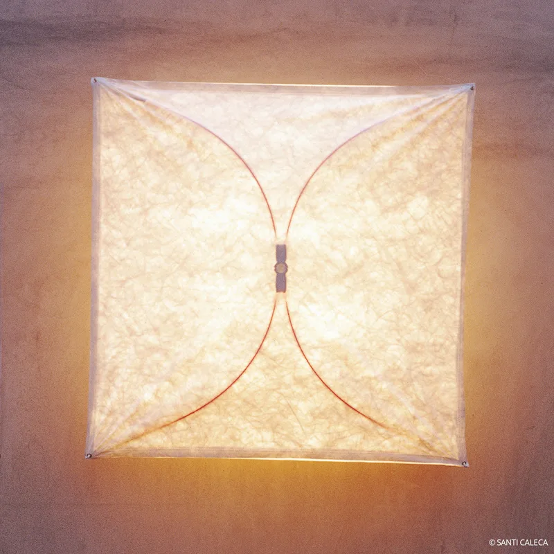 Ariette 2 Wandlamp - Flos - Woonkamer - Designer - Stof - Hoekig van FLOS – productfoto