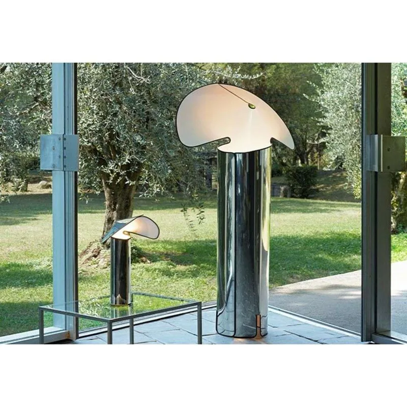 Chiara Tafellamp Aluminium/Anthracite - Flos - Woonkamer - Metaal von FLOS – Produktfoto