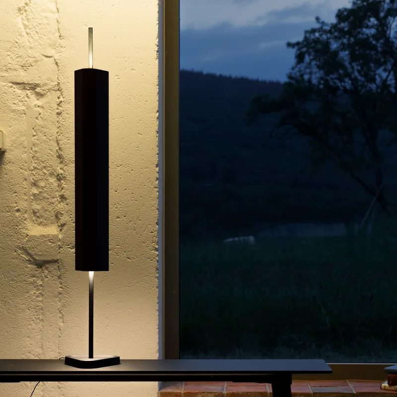 Emi tafellamp Deep Green - FLOS - Woonkamer - Designer - Aluminium - Gebundeld von FLOS – Produktfoto