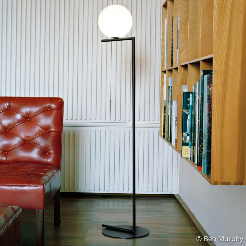 IC F2 vloerlamp matzwart - FLOS - Woonkamer - Designer - Metaal - Bol von FLOS – Produktfoto
