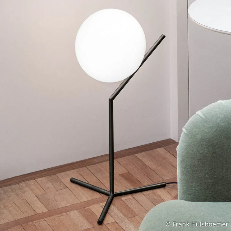 IC T1 High tafellamp matzwart - FLOS - Woonkamer - Designer - Metaal - Bol by FLOS – product photo