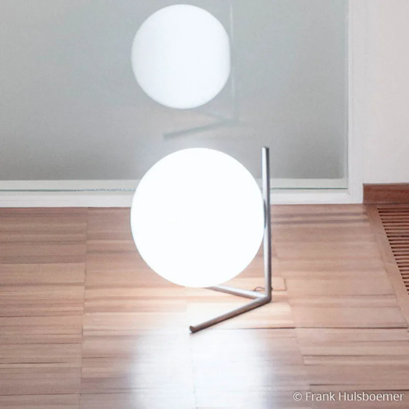 IC T2 tafellamp chroom - FLOS - Woonkamer - Designer - Glas - Bol von FLOS – Produktfoto