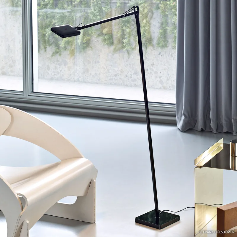 Kelvin LED F VloerLamp Zwart - Flos - Woonkamer - Designer - Metaal - 1 lamp von FLOS – Produktfoto