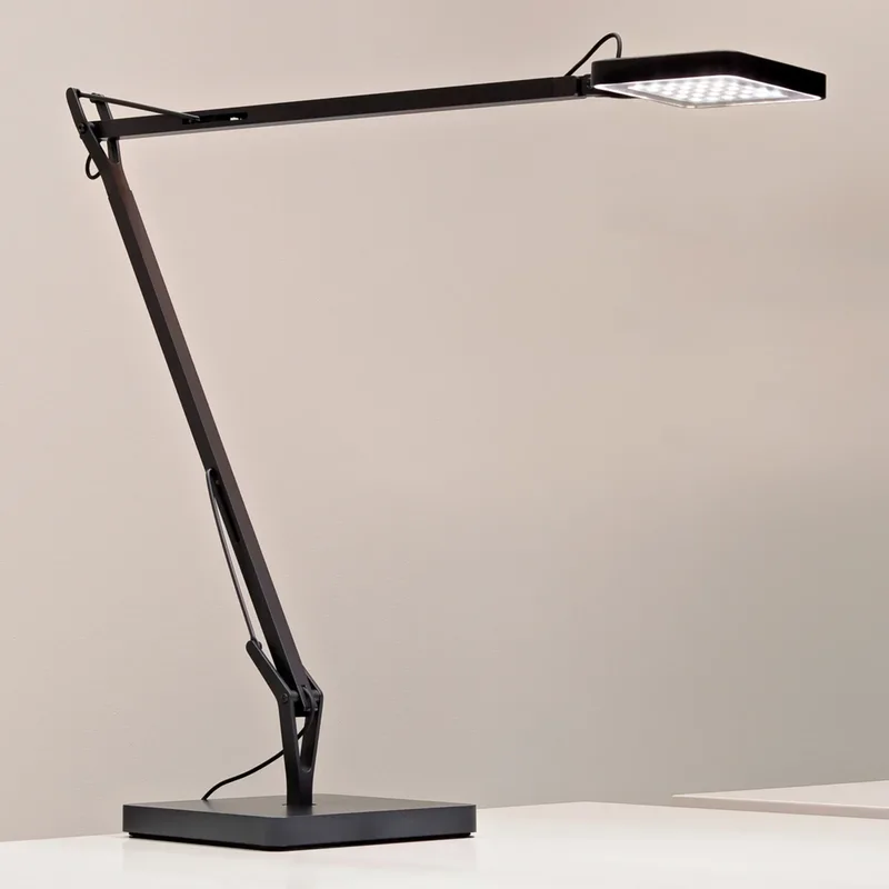 Kelvin LED GM tafellamp antraciet - FLOS - Werkkamer / Kantoor - Designer - Metaal - 1 lamp von FLOS – Produktfoto