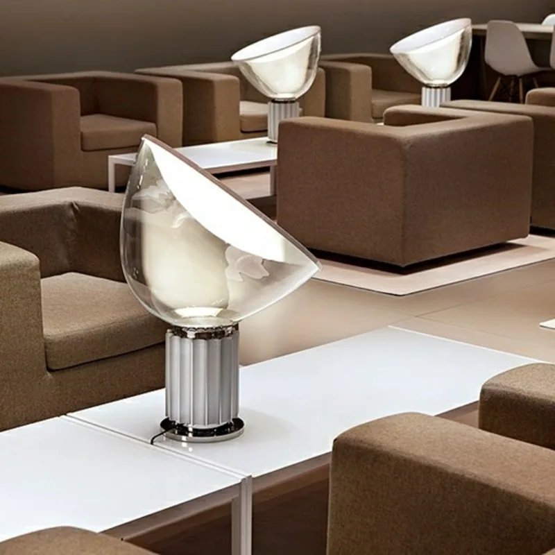 Taccia LED (Glas) Taffellamp Silver - Flos - Woonkamer - Metaal von FLOS – Produktfoto