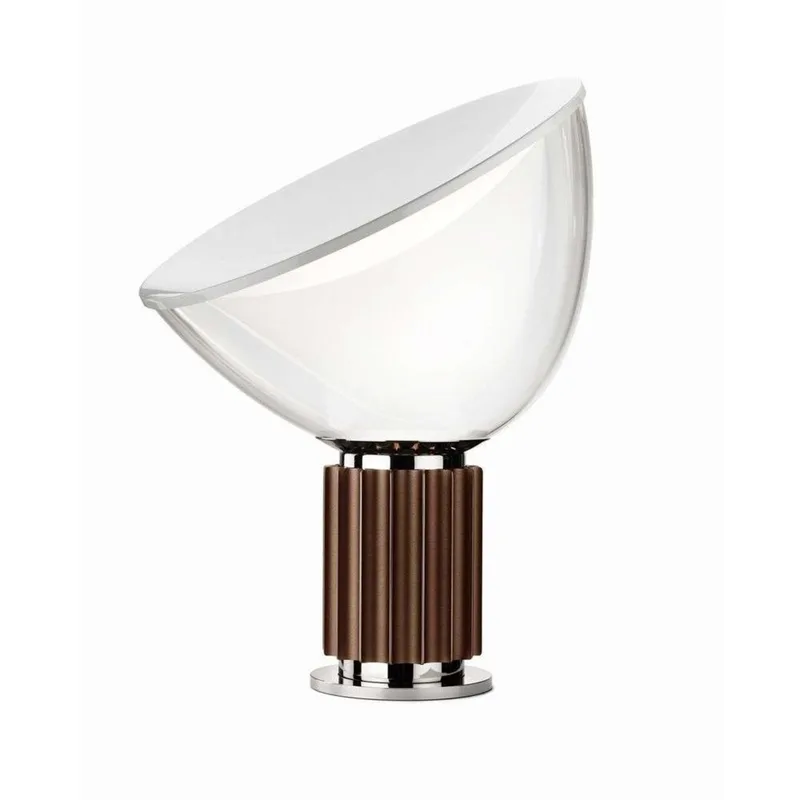 Taccia LED tafellamp Small Bronze - FLOS - Woonkamer - Metaal - 1 lamp von FLOS – Produktfoto