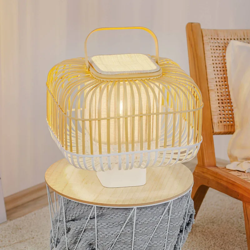 Bamboo Square S bordlampe i hvid fra Forestier i Hvid – produktbillede