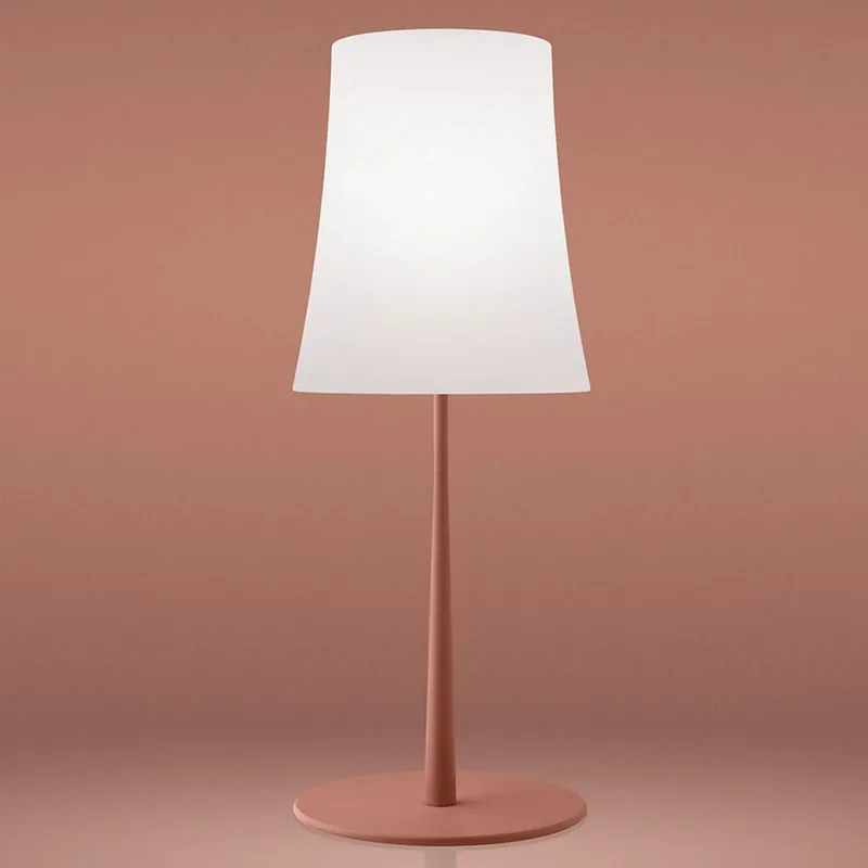 Birdie Easy Grande tafellamp Red - Foscarini - Woonkamer - Designer - Metaal - Met lampenkap van Foscarini – productfoto