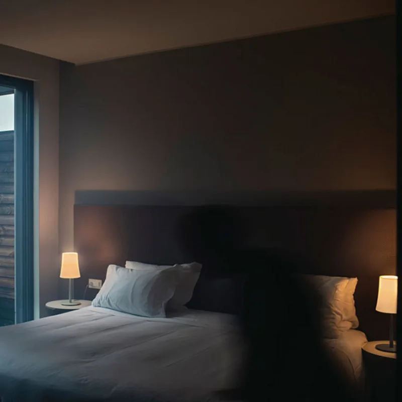 Birdie Easy tafellamp Black - Foscarini - Woonkamer - Designer - Metaal - Met lampenkap von Foscarini – Produktfoto