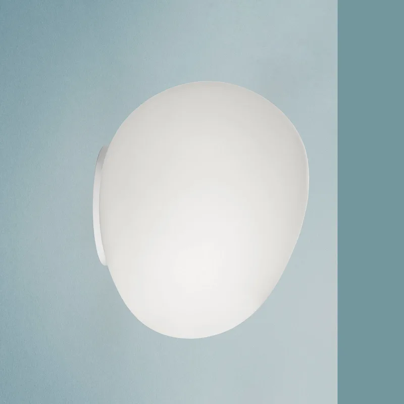 Gregg MIDI wandlamp wit glas - Foscarini - Woonkamer - Designer - Bol von Foscarini – Produktfoto