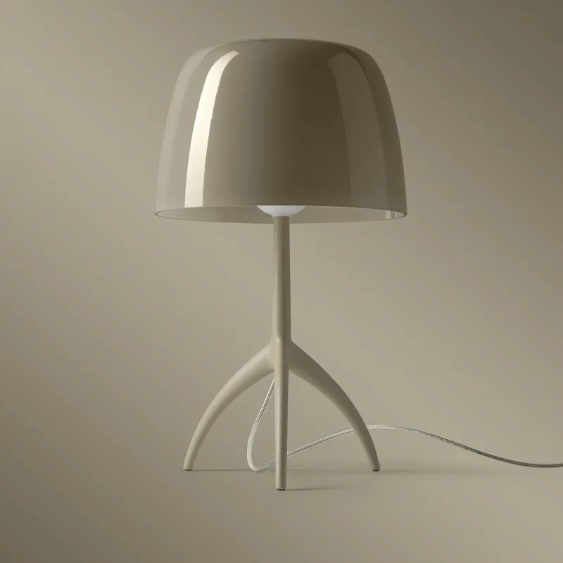 Lumiere Nuances LED tafellamp, 45 cm, groen, dimbaar - Foscarini Lumiere nuances grande - Woonkamer - Designer - Glas - Met lampenkap von Foscarini – Produktfoto