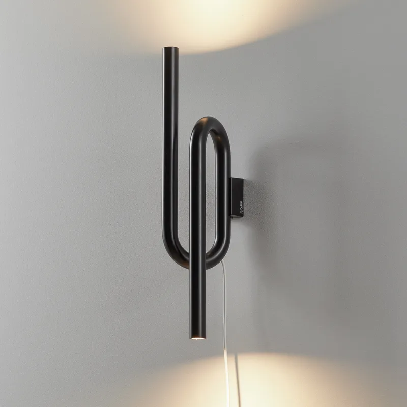 Tobia wandlamp Black - Foscarini - Woonkamer - Designer - Metaal - Meerdere lampen von Foscarini – Produktfoto