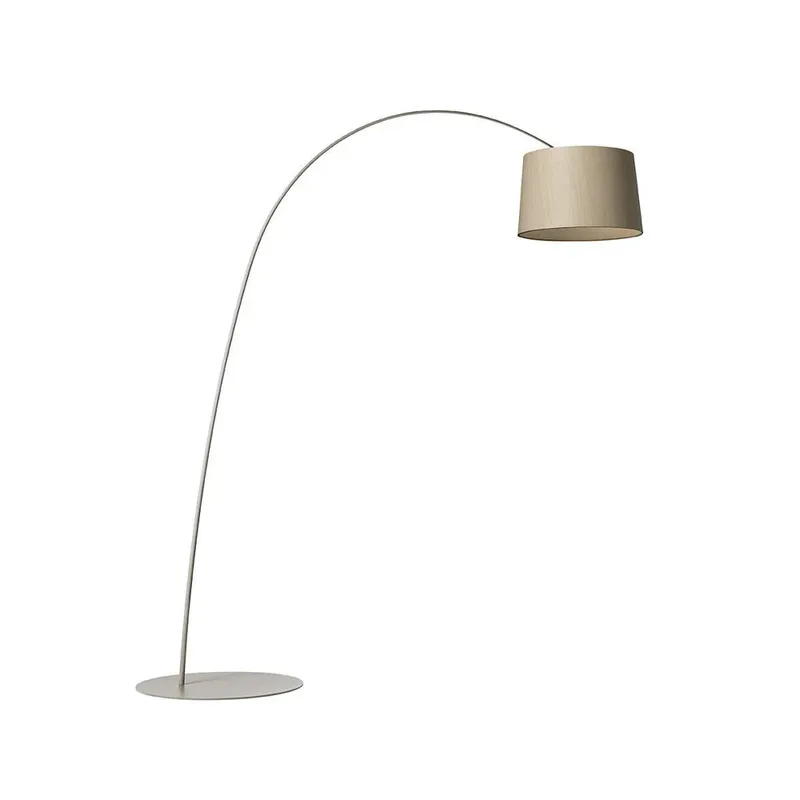 Twiggy Wood Stehleuchte Greige von Foscarini – Produktfoto