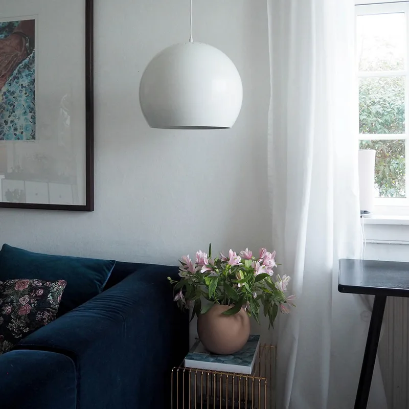 Ball hanglamp Ø40 mat wit - FRANDSEN - Woonkamer - Designer - Metaal - 1 lamp fra Frandsen – produktbillede