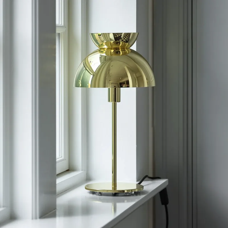 Butterfly Tafellamp Brass - Frandsen - Woonkamer - Designer - Metaal - Met lampenkap van Frandsen – productfoto
