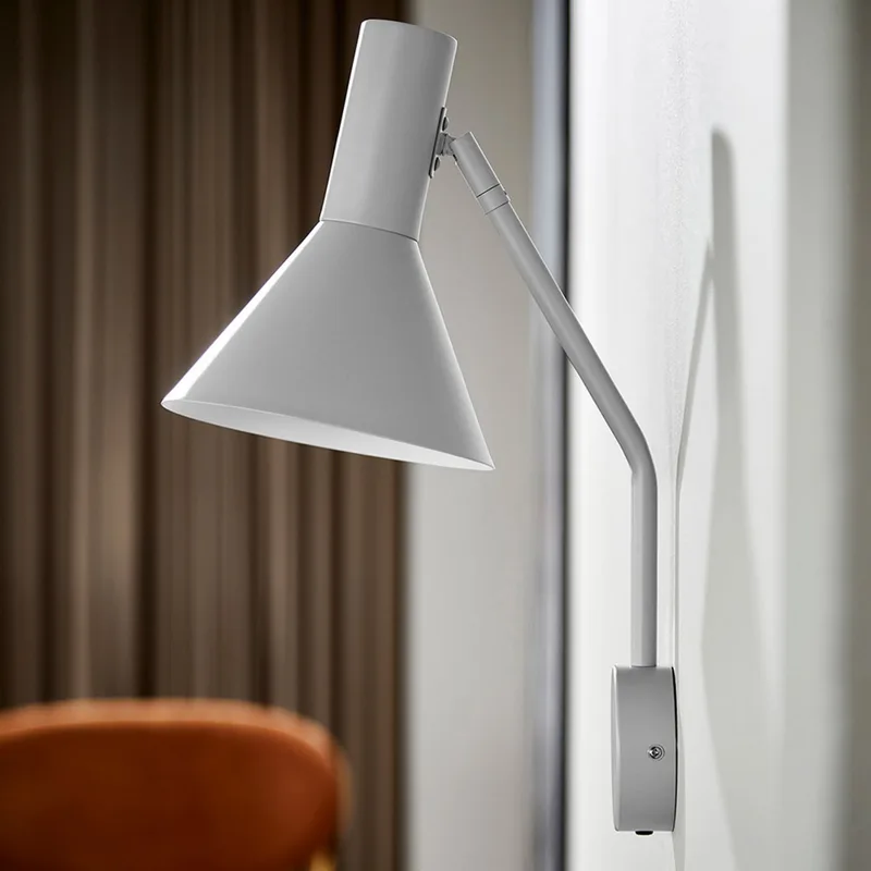 Lyss wandlamp Lichtgrijs - FRANDSEN - Woonkamer - Designer - Metaal - 1 lamp de Frandsen – photo du produit